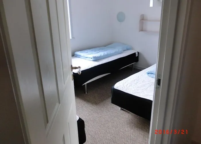 Langelund Apartments דירה