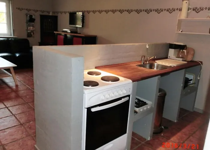 Langelund Apartments דירה