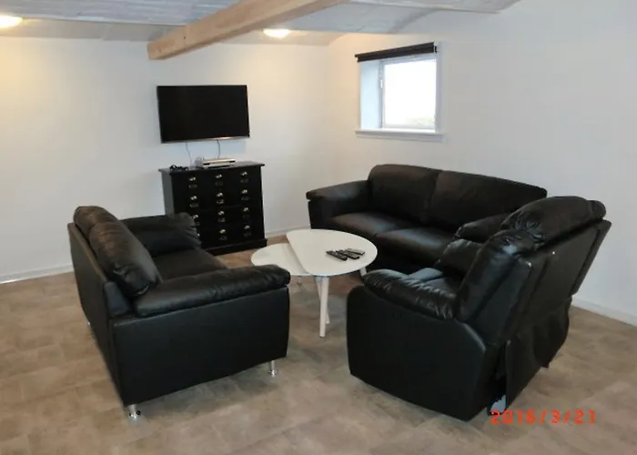 Langelund Apartments *